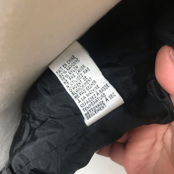 NYGARD COLLECTION VELVET JACKET - Picture 4 of 6